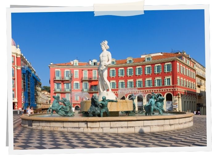 Top 10 Sehenswürdigkeiten in Nizza – Fontaine du Soleil am Place Masséna in Nizza